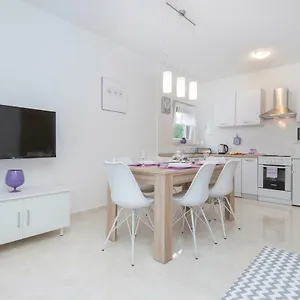 Apartman Brankica, Labin