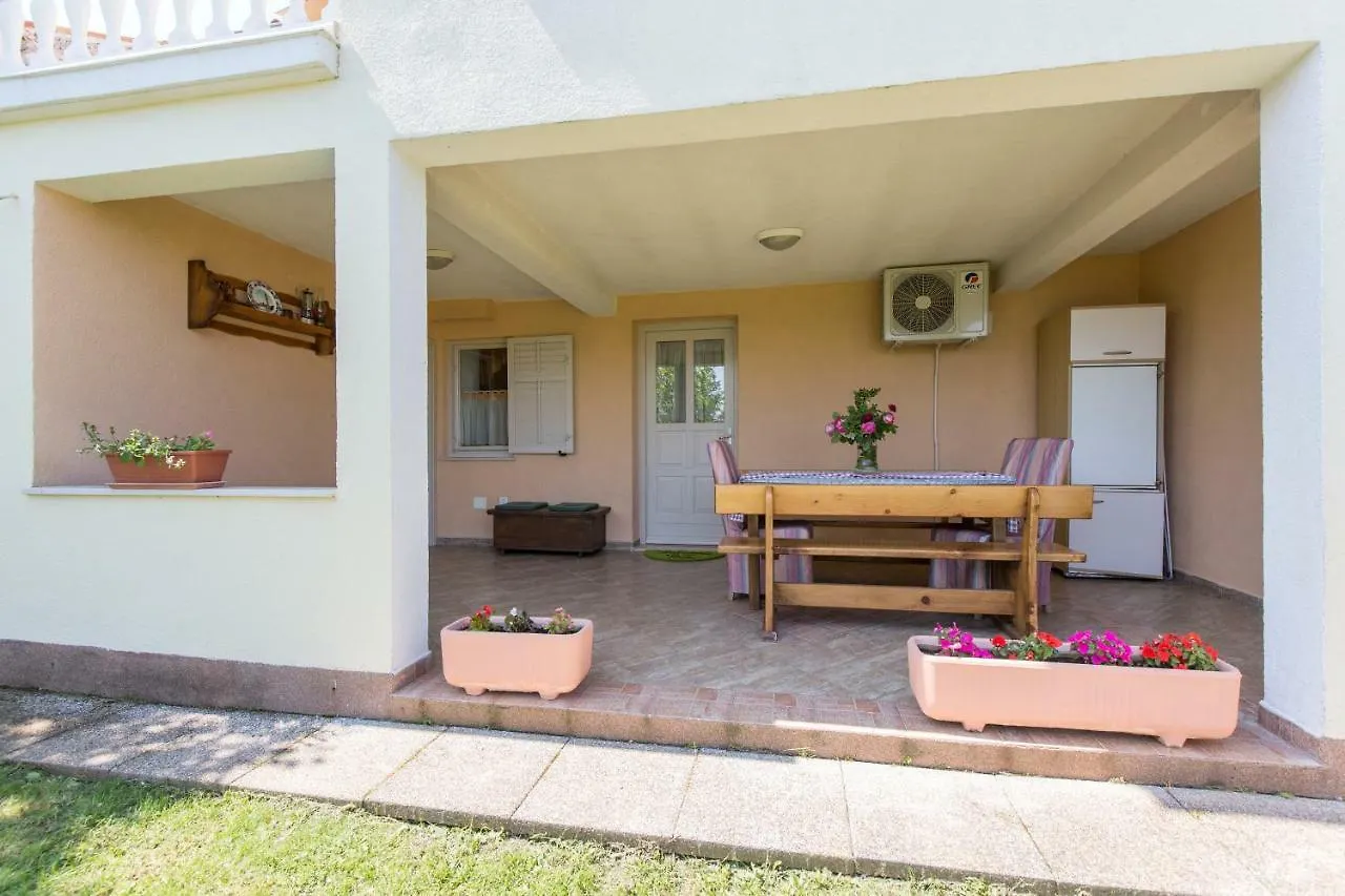 Haus Valerija Villa Labin  Semesterbostad